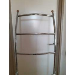 metalen handdoekenrek