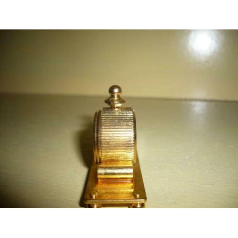 Mie18> miniatuur messing klokje 1;12