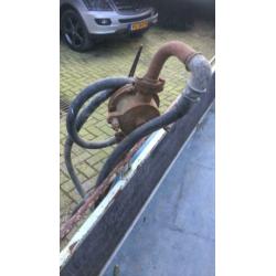 Oude pomp