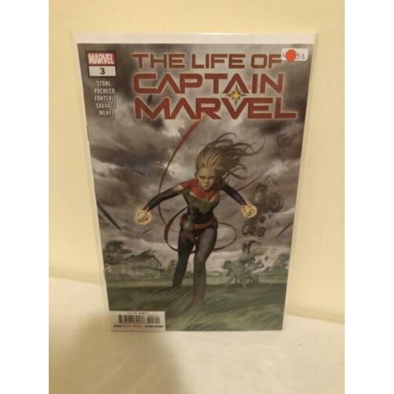 The Life of Captain Marvel #1-5 complete miniserie