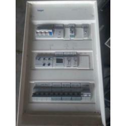 Stroomkastje Hager €75,-Stroomkast Holec €75,-
