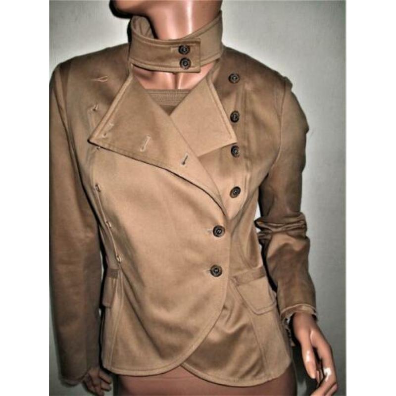 CLAUDIA STRATER ! Camel jasje mt 36.