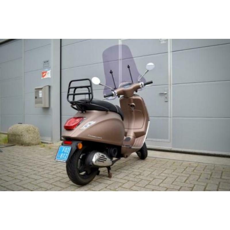 Vespa primavera 4 takt (2014) 25km special bronze