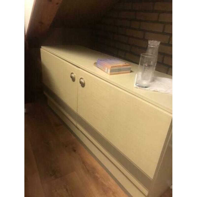 Gratis af te halen kastjes