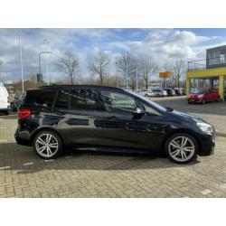 BMW 2 Serie Gran Tourer 220i 190pk Automaat (8) M Sport | Al