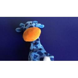 Trias natalis giraf blauw gevlekte knuffel