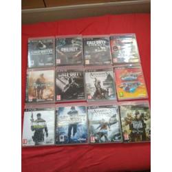 PlayStation 3 met 12 games, 2 controllers en Skylanders