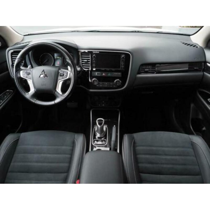 Mitsubishi Outlander 2.0 PHEV Leder/Alcantara Navi Camera Tr