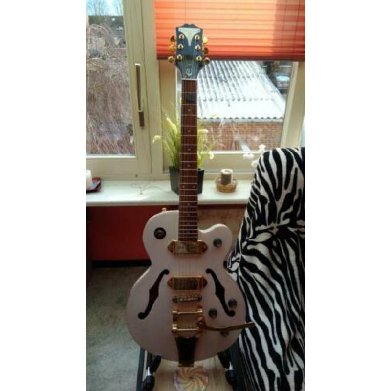 Epiphone Wildkat White royal