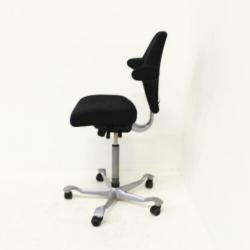 HAG Capisco bureaustoelen model 8126, werkstoel H 495-670 mm