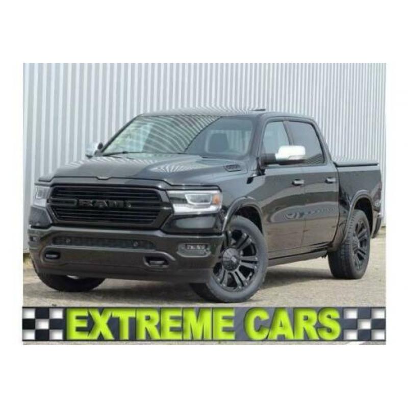 Dodge Ram Pick Up 1500 4x4 Crew Cab Laramie Black Pack