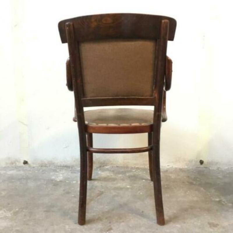 Thonet leunstoel
