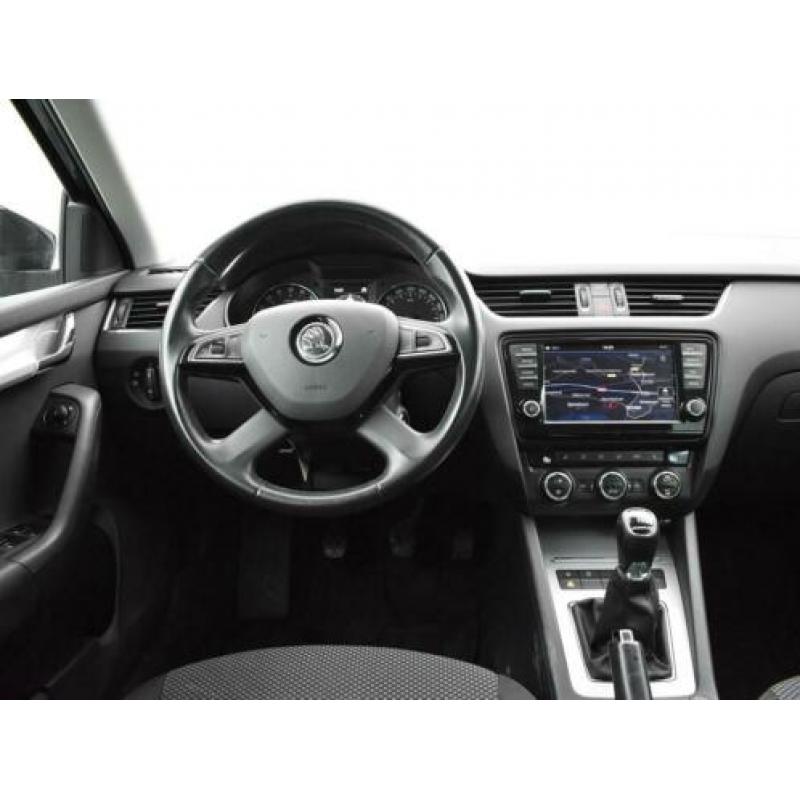 Skoda Octavia Combi 1.6 TDI GREENLINE BUSINESSLINE + XENON /