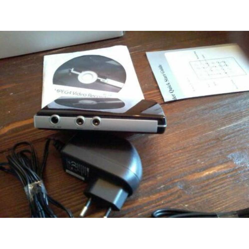 Neuros MPEG 4 Recorder 2