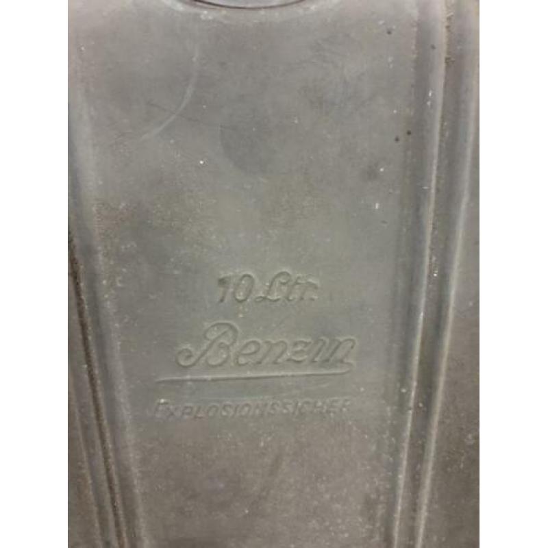 Benzine kan 10ltr triangel vorm
