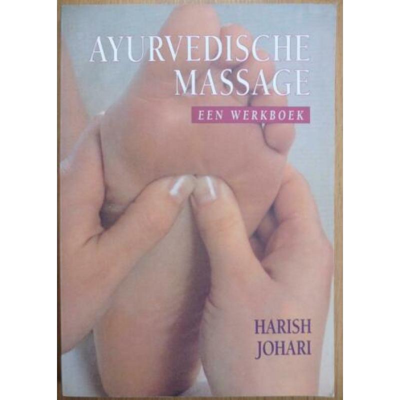 Ayurvedische Massage – Harish Johari