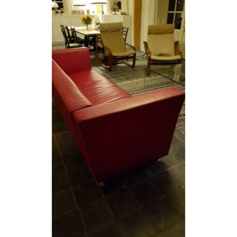Rood.lederen bank