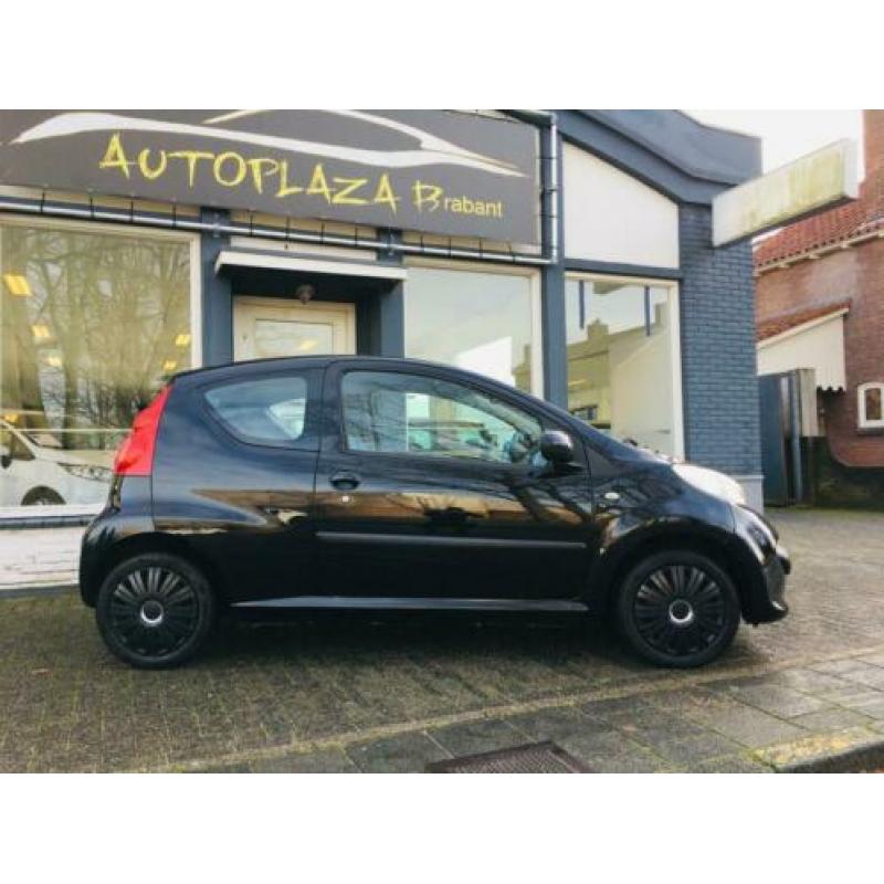 Peugeot 107 1.0-12V / AIRCO/ ELEKTR.PAKKET/ CV/ AUX/ USB/ AP