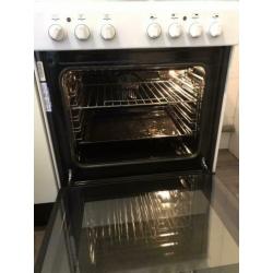 Indesit fornuis te koop