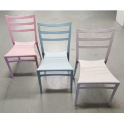82 x Stapelstoelen restaurant stoelen vintage PP stoel 99