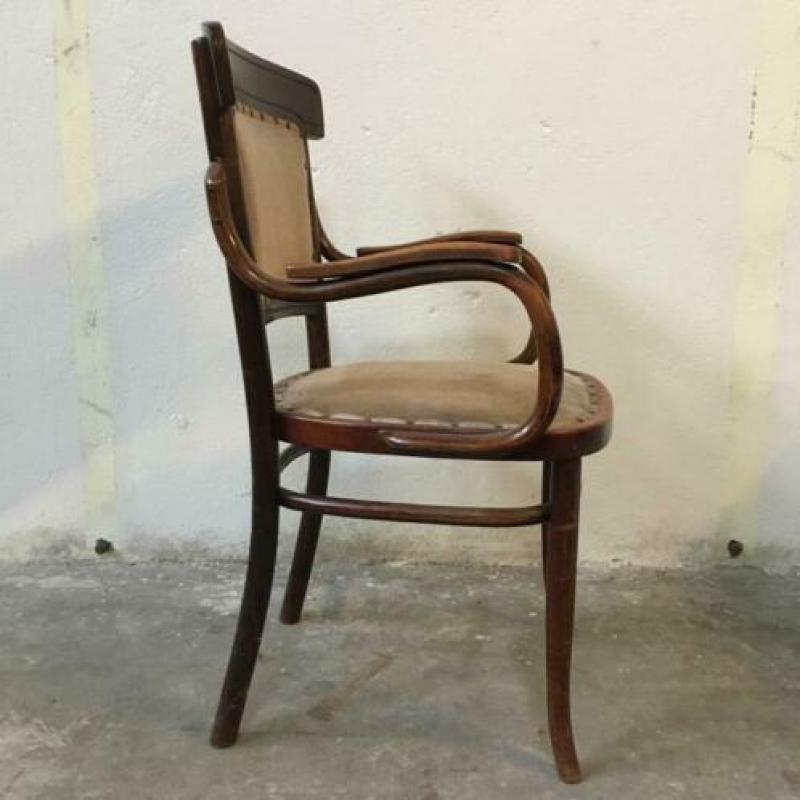 Thonet leunstoel
