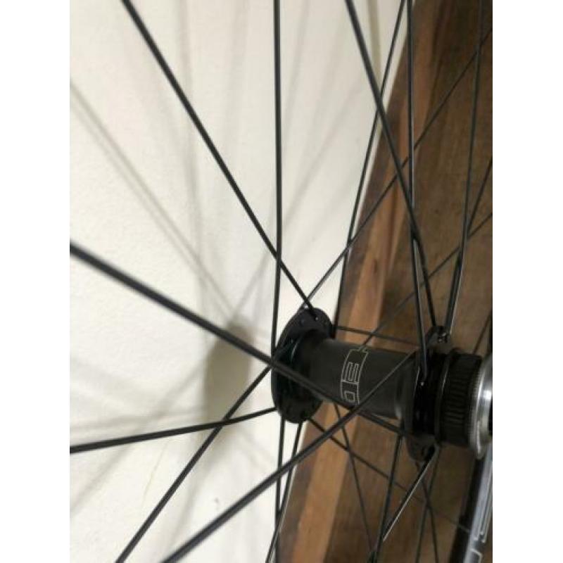 HED Ardennes disc wielset