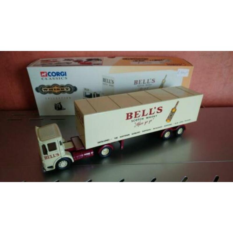 CORGI 21303 AEC Ergomatic & Box Trailer Bell`s Scotch Whisky