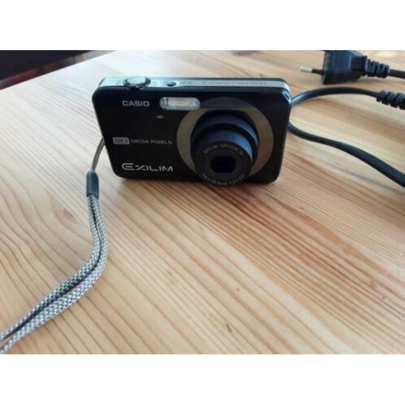 fotocamera Casio ex-z25