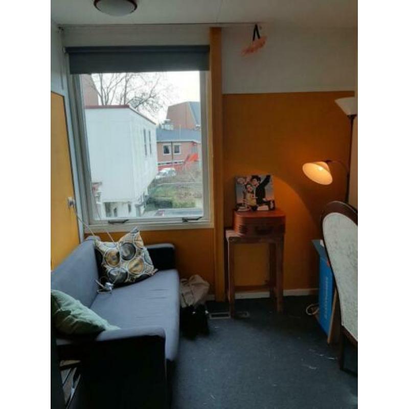 Kamer per direct beschikbaar aan Admiraal de Ruyterlaan