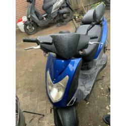 Kymco geel kenteken 4 Takt