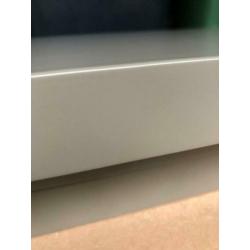 Porro zwevend dressoir / kast met planken t.e.a.b.