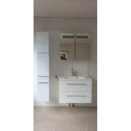 hoogglans wasmeubel combinatie zeer compleet