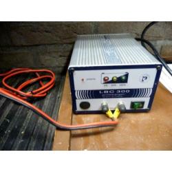 Acculader LBC 300 profchanger druppellader in nieuw staat