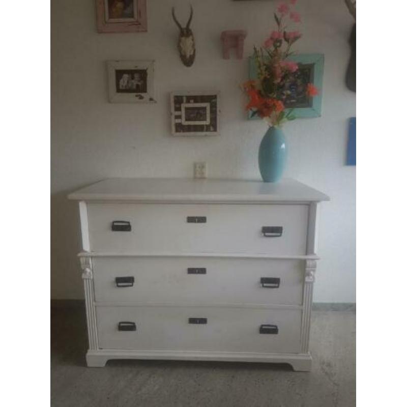 Witte commode, alle kleuren mogelijk,Happykidsart.