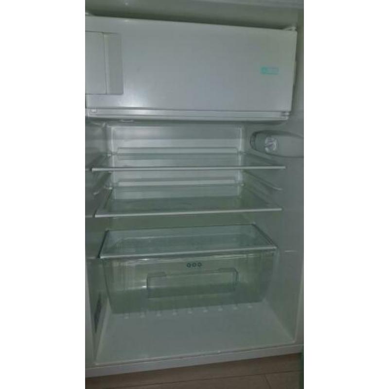 Electrolux KG kTLL16 a tafelmodel koelkast met Vriesvak
