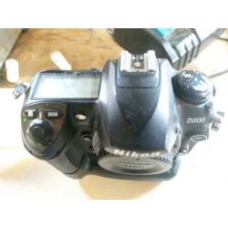 Nikon D200 met mb d200