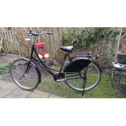 Pelikaan jubilee 28 Inc frame maat 56 cm hoog zwart
