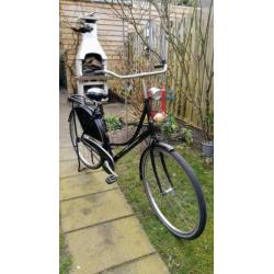 Pelikaan jubilee 28 Inc frame maat 56 cm hoog zwart