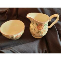 Churchill Briar Rose, melk en suikerpotje