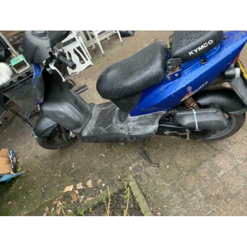 Kymco geel kenteken 4 Takt