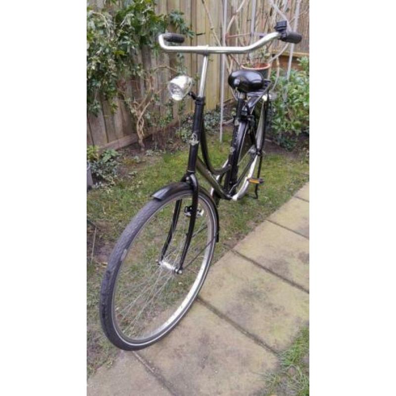 Pelikaan jubilee 28 Inc frame maat 56 cm hoog zwart