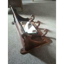 Houten kapstok, 60 cmbij 40 cm. Draaibare spiegel