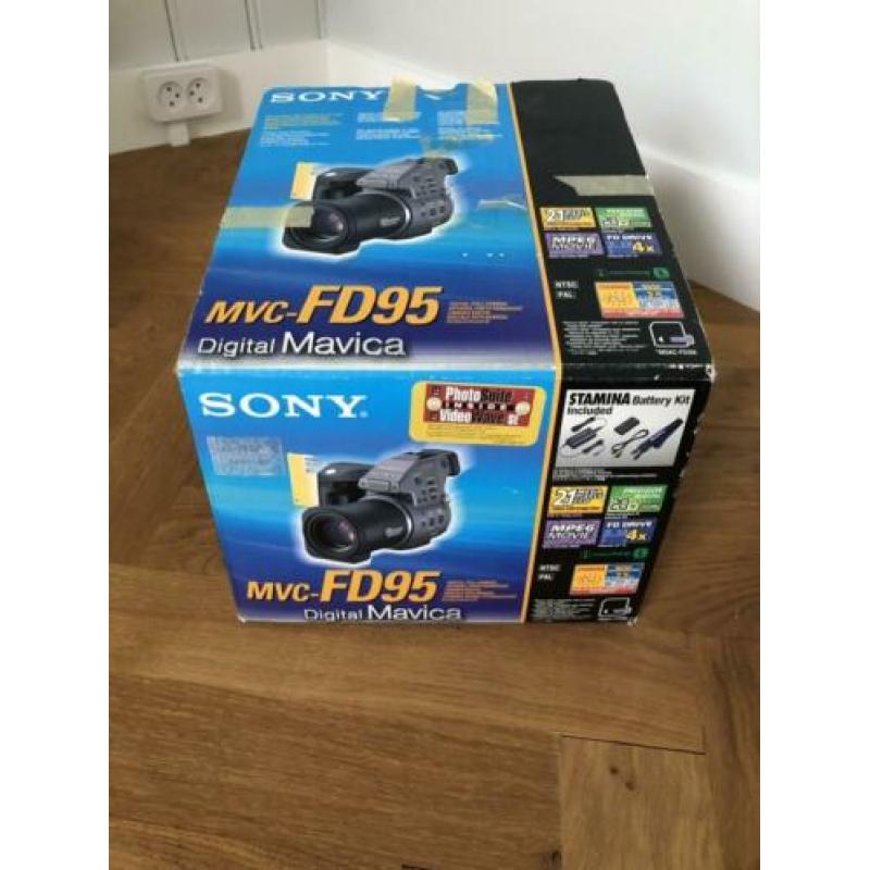 Digitale camera Sony, Mavica, MVC-FD 95, met alle onderdelen
