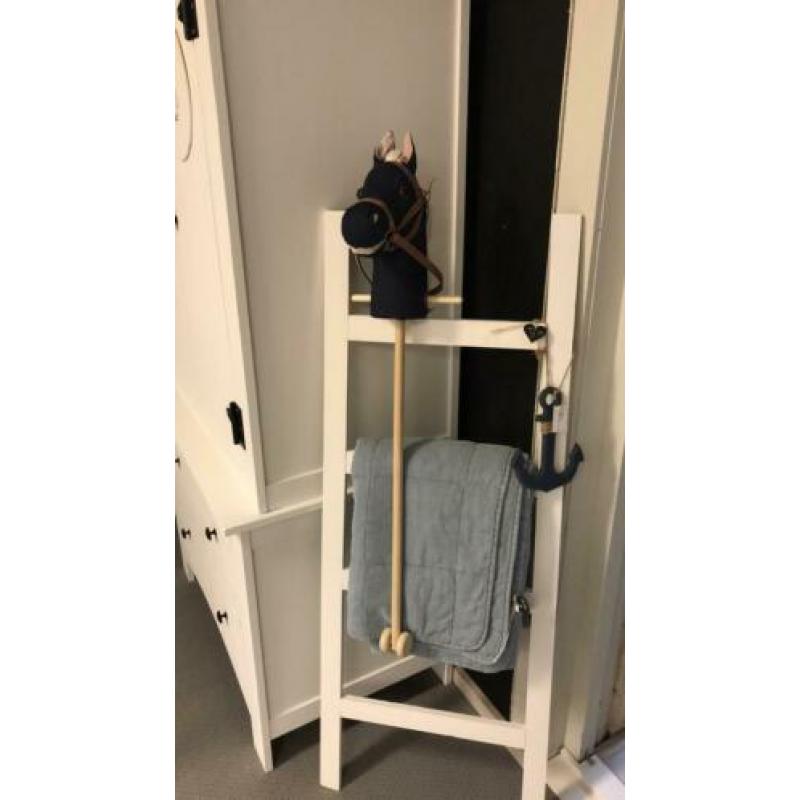 Stokpaardje in 3 kleuren