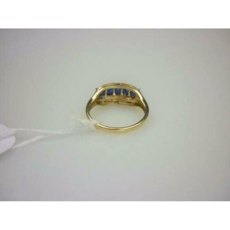 Ring goud met saffiier & 0.5K diamant / Z6107