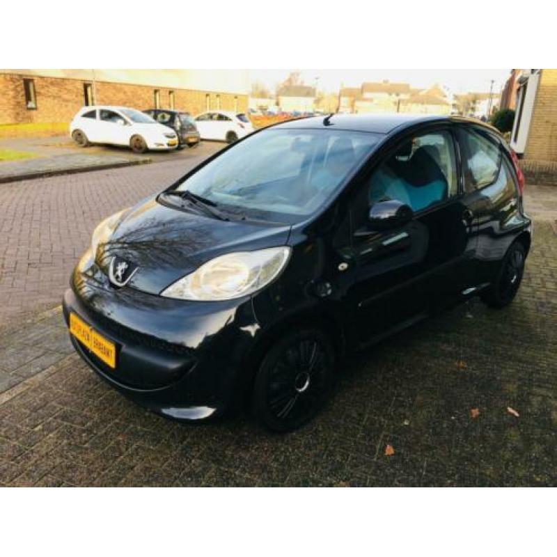Peugeot 107 1.0-12V / AIRCO/ ELEKTR.PAKKET/ CV/ AUX/ USB/ AP