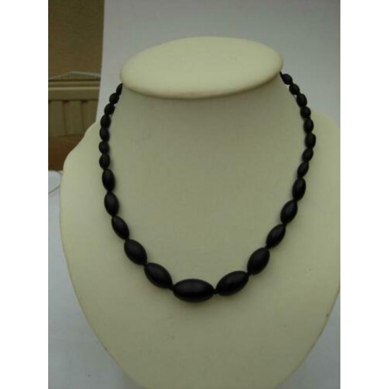 Antieke Gitten ketting.