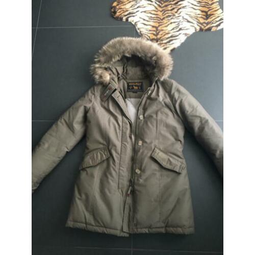 Te koop nieuwe originele woolrich jas maat m