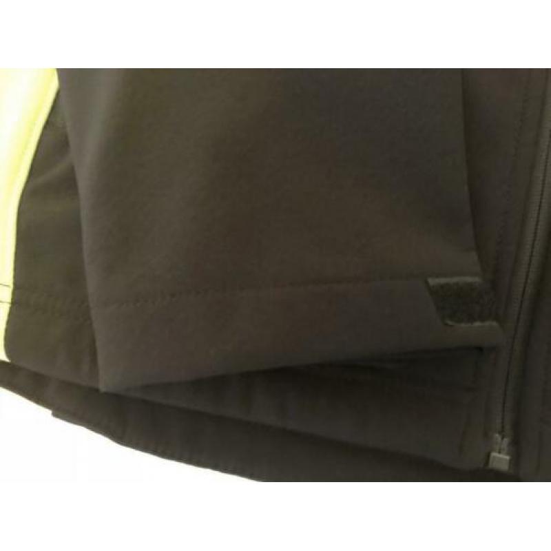 dames jas,outdoor jas,maat M,windjas,dames Jack jas