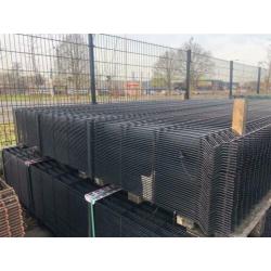 Compleet pakket: 45m1 Enkelstaafsmat 5x5mm Zwart RAL 9005